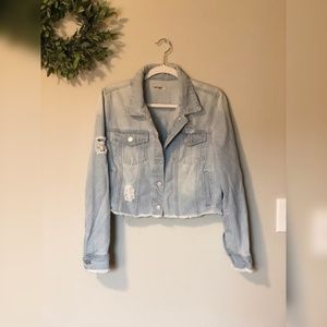 Distressed Jean Jacket sz L
